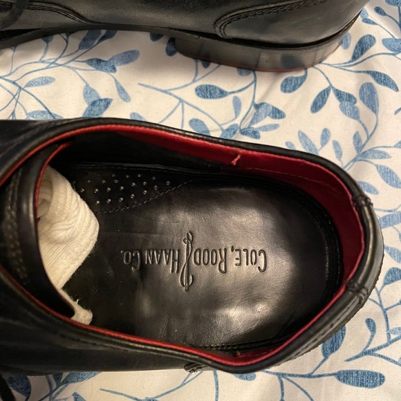 Cole Haans - Picture 5 of 5